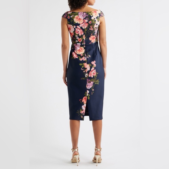 Eliza J
Floral Print Scuba Sheath Dress - Picture 4 of 16